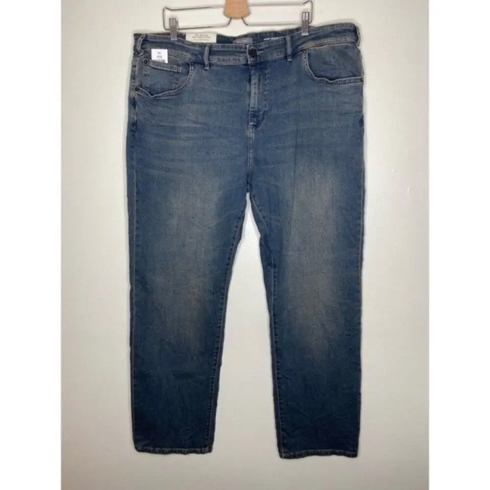 DL1961 Avery Modern‎ Straight Leg Jeans